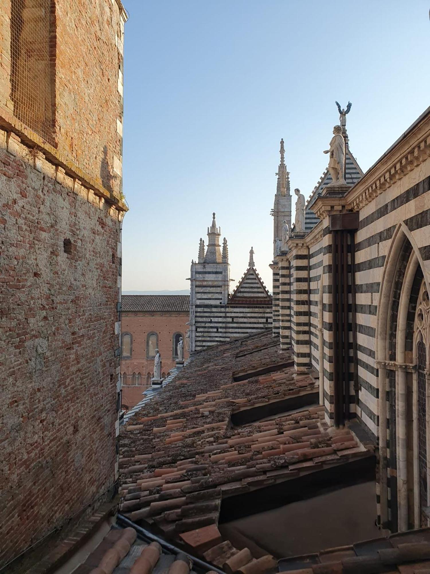 Loft Vicolo Di Vallepiatta 2 Min Piazza Del Campo Con Parcheggio Siena Zewnętrze zdjęcie